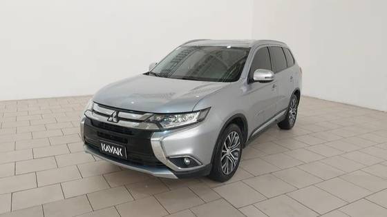 MITSUBISHI OUTLANDER 2.0 COMFORT 16V GASOLINA 4P AUTOMÁTICO MITSUBISHI OUTLANDER 2.0 COMFORT 16V GASOLINA 4P AUTOMÁTICO